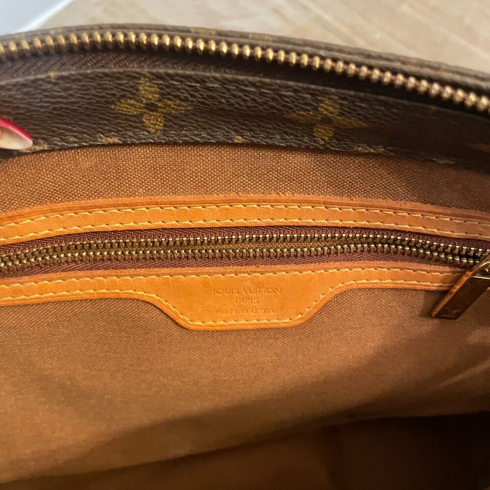 💖 Louis Vuitton Purse – Pre-Loved & Full of Love 💖 - Picture 14 of 15